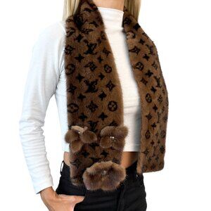 LOUIS VUITTON Vintage Monogram Mink Fur Echarpe Scarf Muffler Brown [106239]